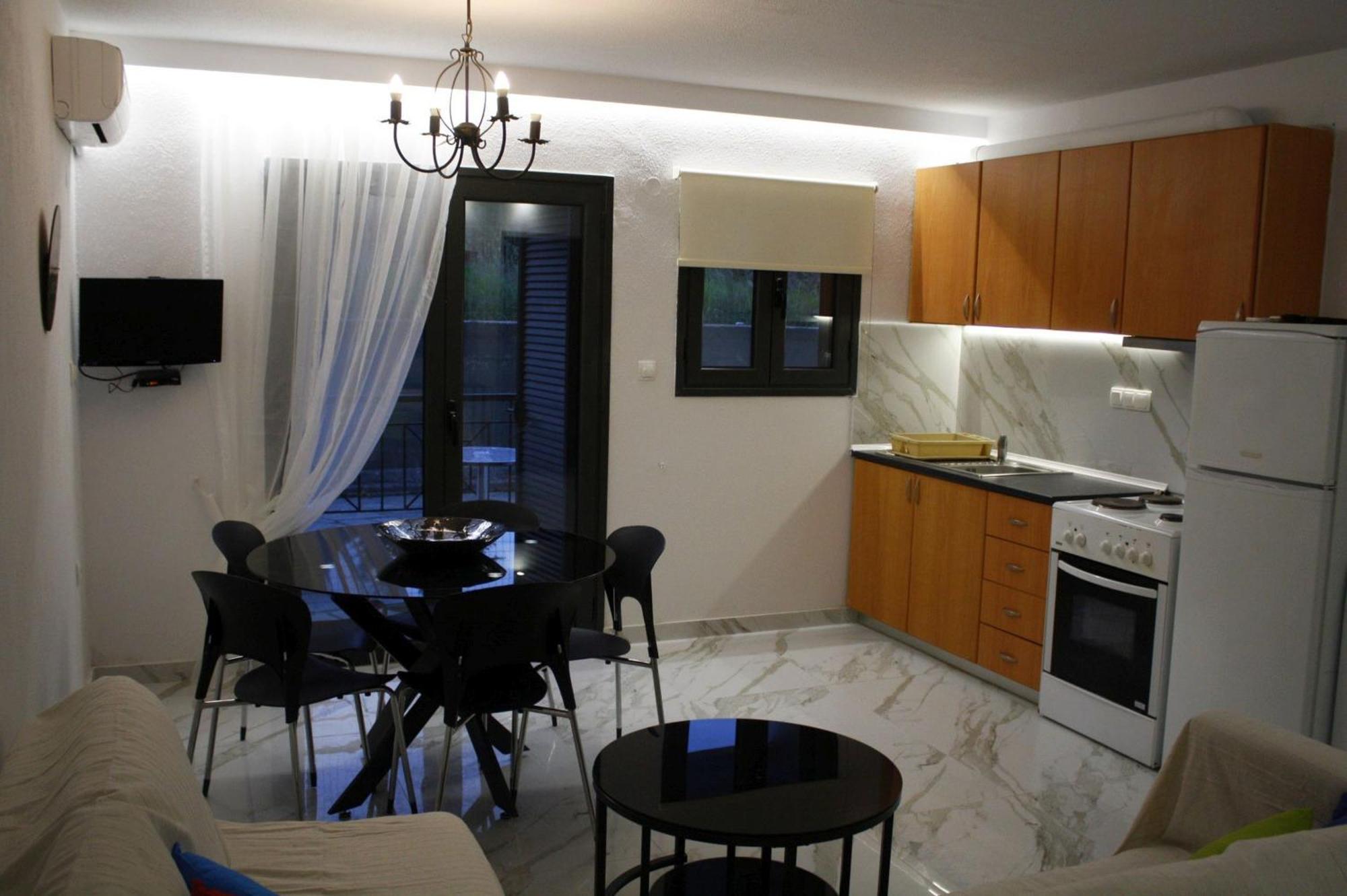 Salonikiou Beach Apartments & Villas 圣尼古拉奥斯 外观 照片